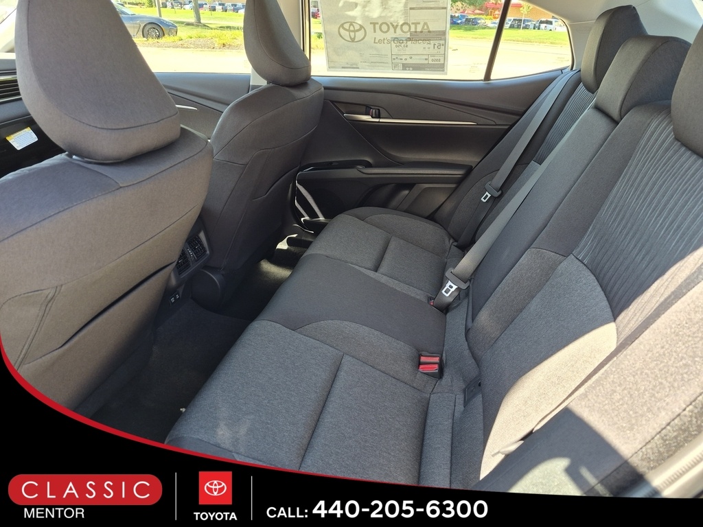 2026 Toyota Camry LE photo 4