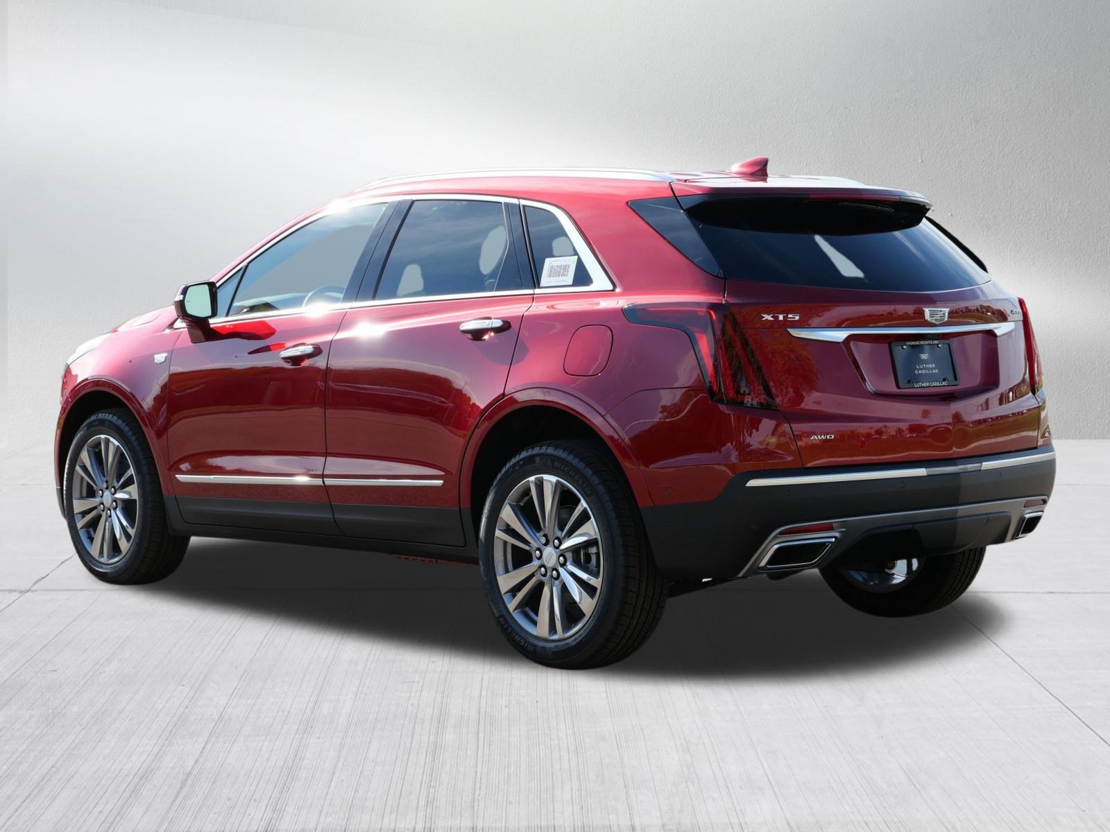 2025 Cadillac XT5 Premium Luxury photo 4
