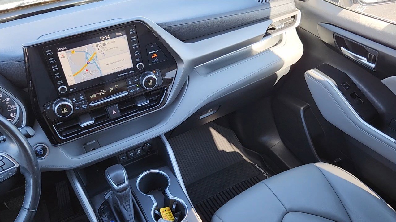 2020 Toyota Highlander XLE photo 4