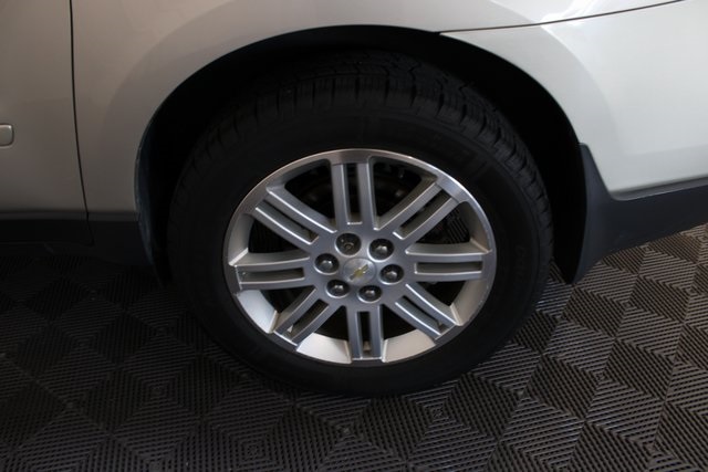 2014 Chevrolet Traverse 1LT photo 9