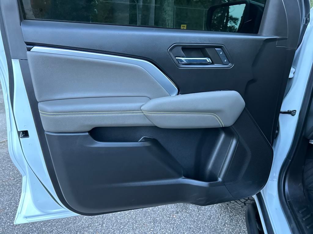 2024 Chevrolet Colorado ZR2 photo 11