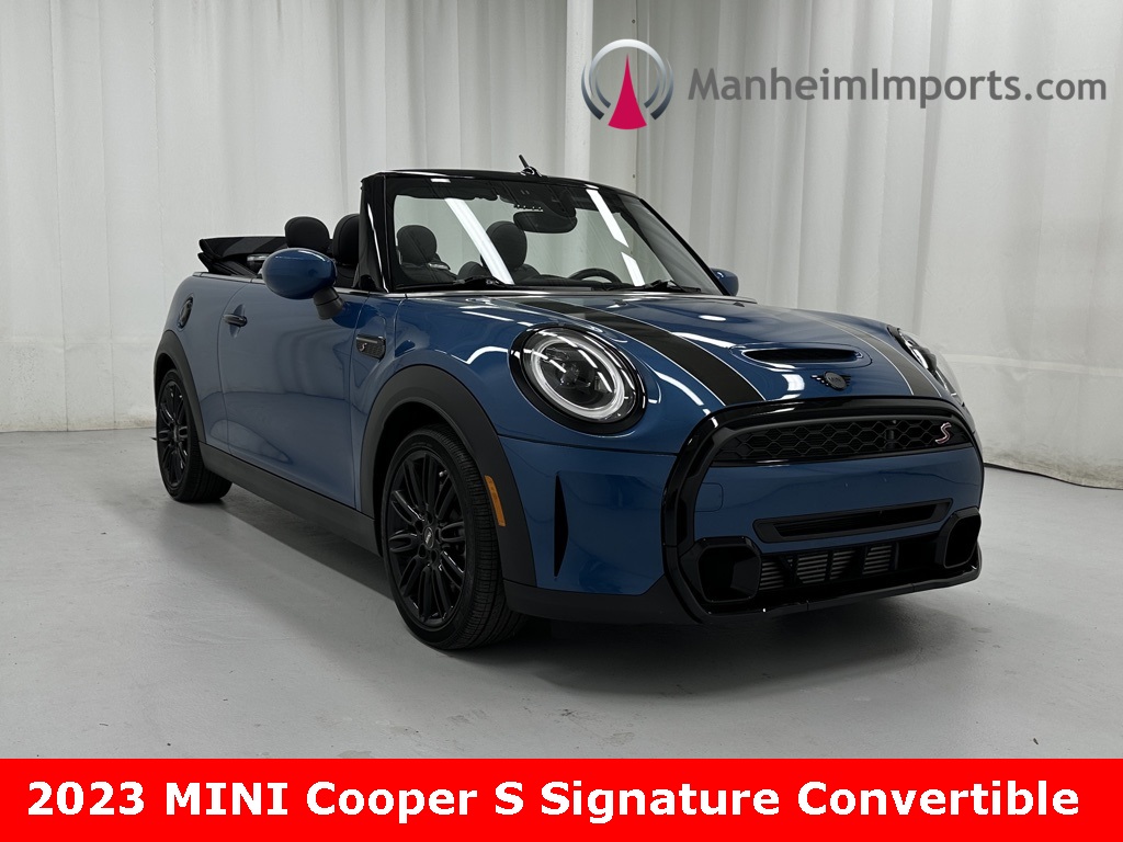 2023 MINI Convertible S's photo
