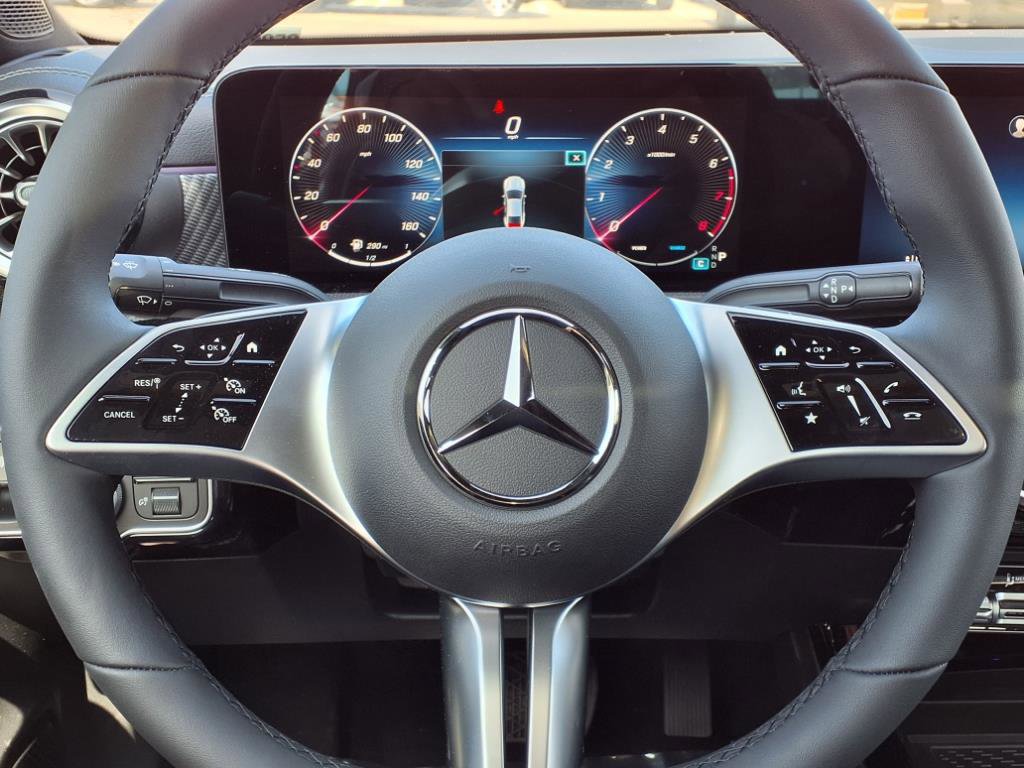 2025 Mercedes Benz CLA 250 4MATIC photo 8