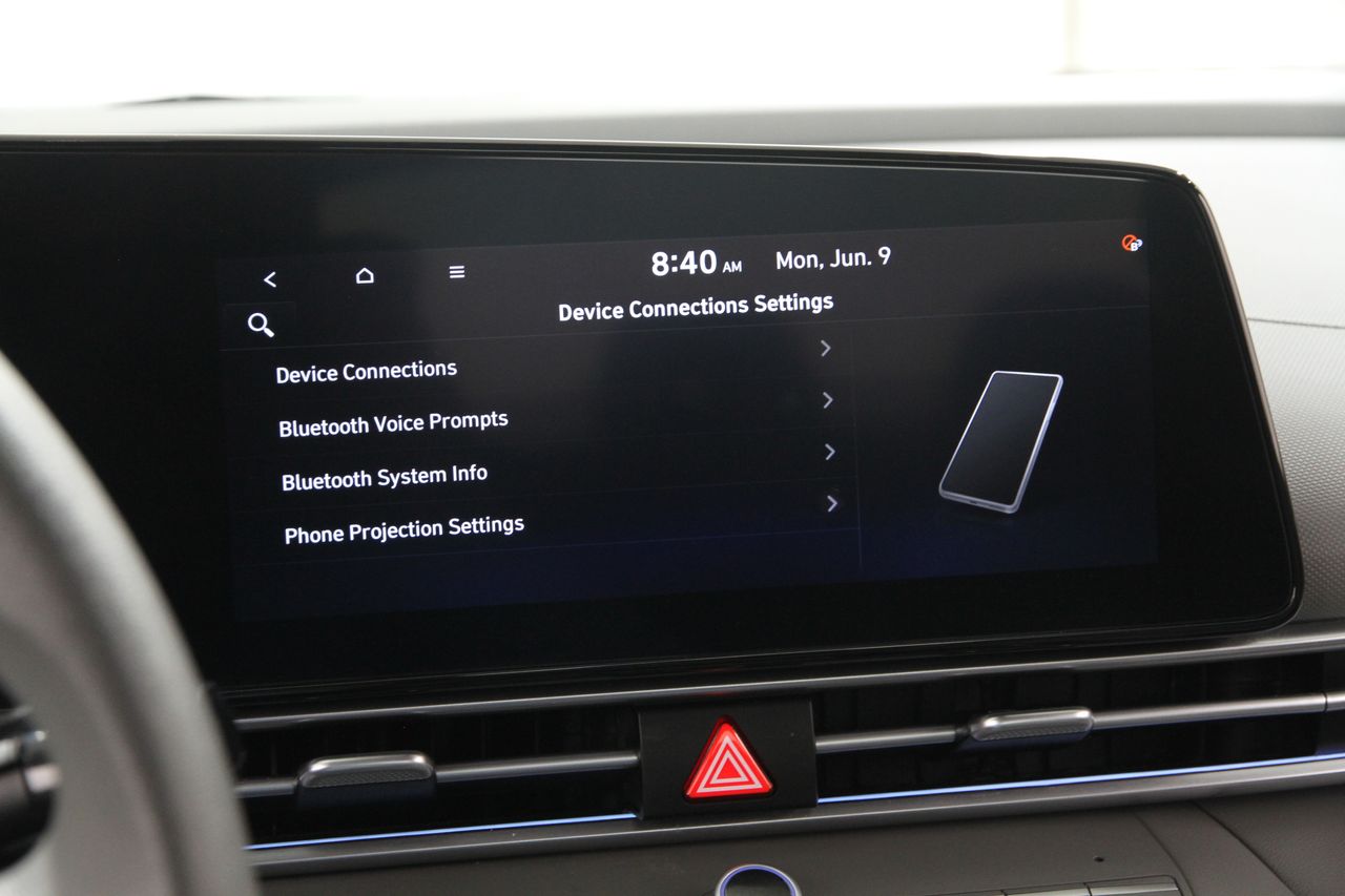 2024 Hyundai Elantra SEL photo 12