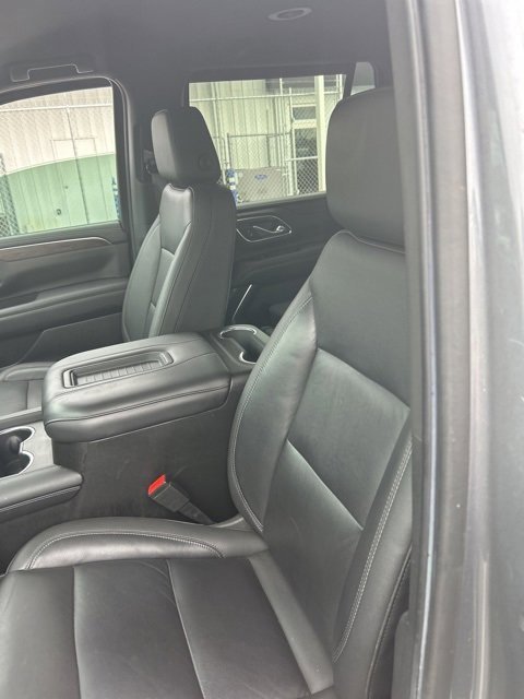 2021 Chevrolet Tahoe Z71 photo 2