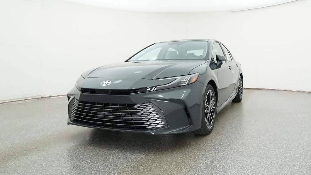 2025 Toyota Camry XLE photo 4