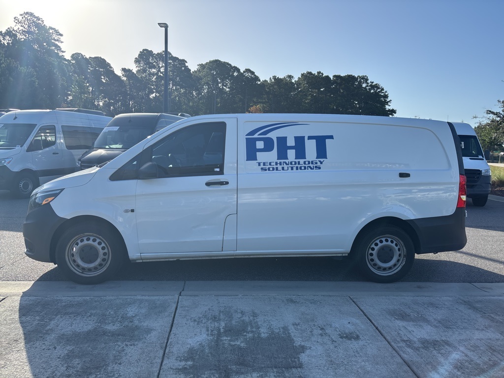 2019 Mercedes Benz Metris Cargo Van photo 2