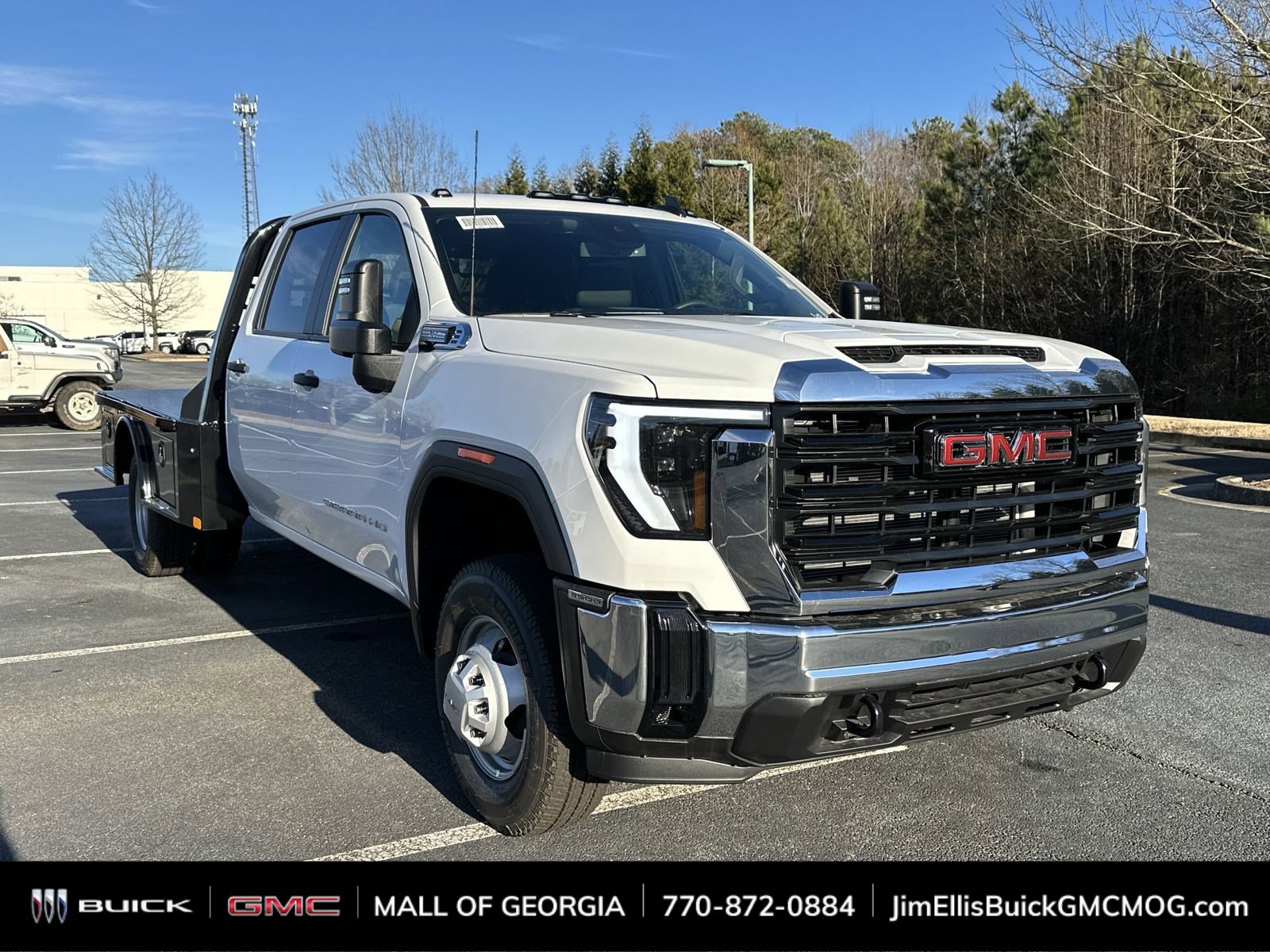 2025 GMC Sierra 3500 Chassis Cab Pro's photo
