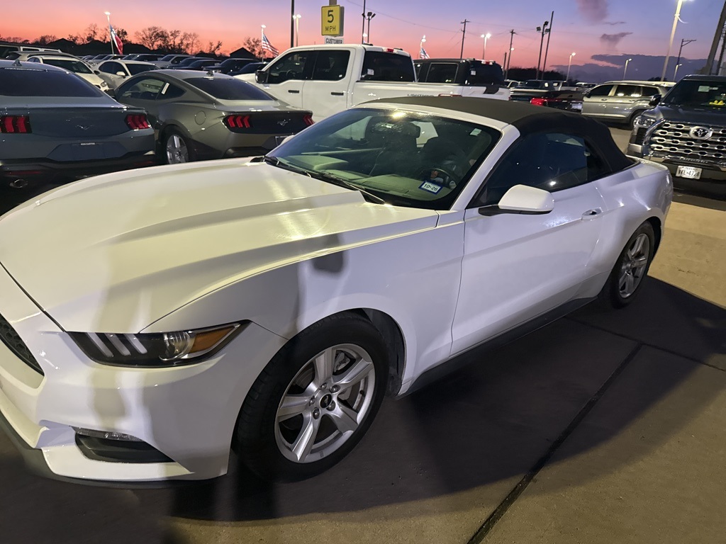 2016 Ford Mustang V6's photo