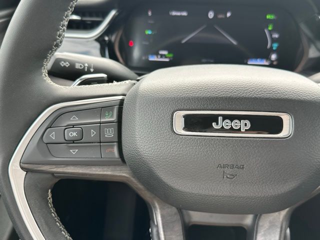 2023 Jeep Cherokee 4xe photo 18