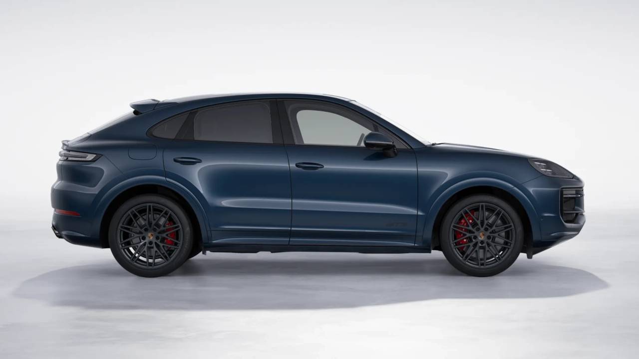 2026 Porsche Cayenne GTS Coupe photo 7
