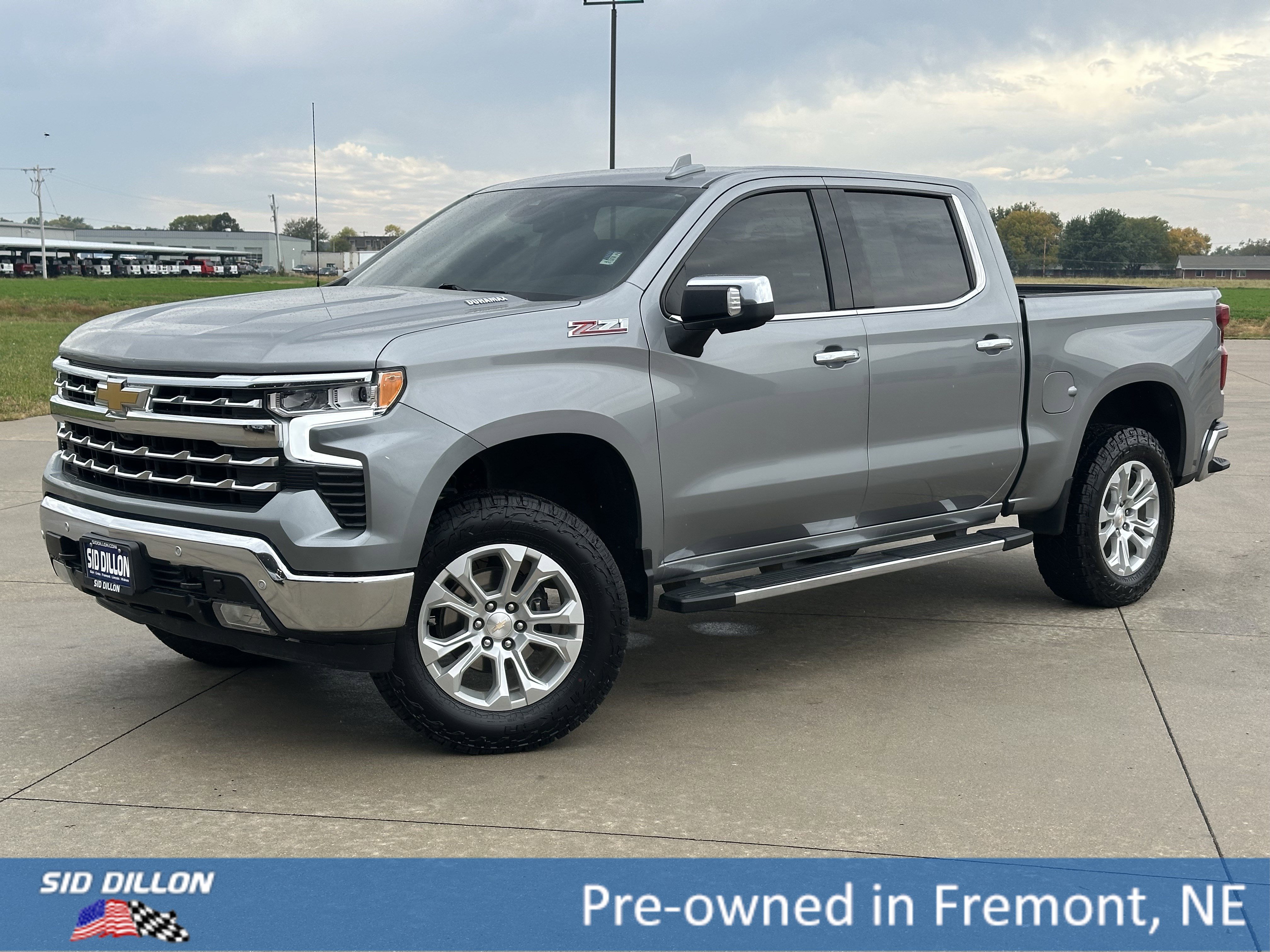 2023 Chevrolet Silverado 1500 LTZ's photo