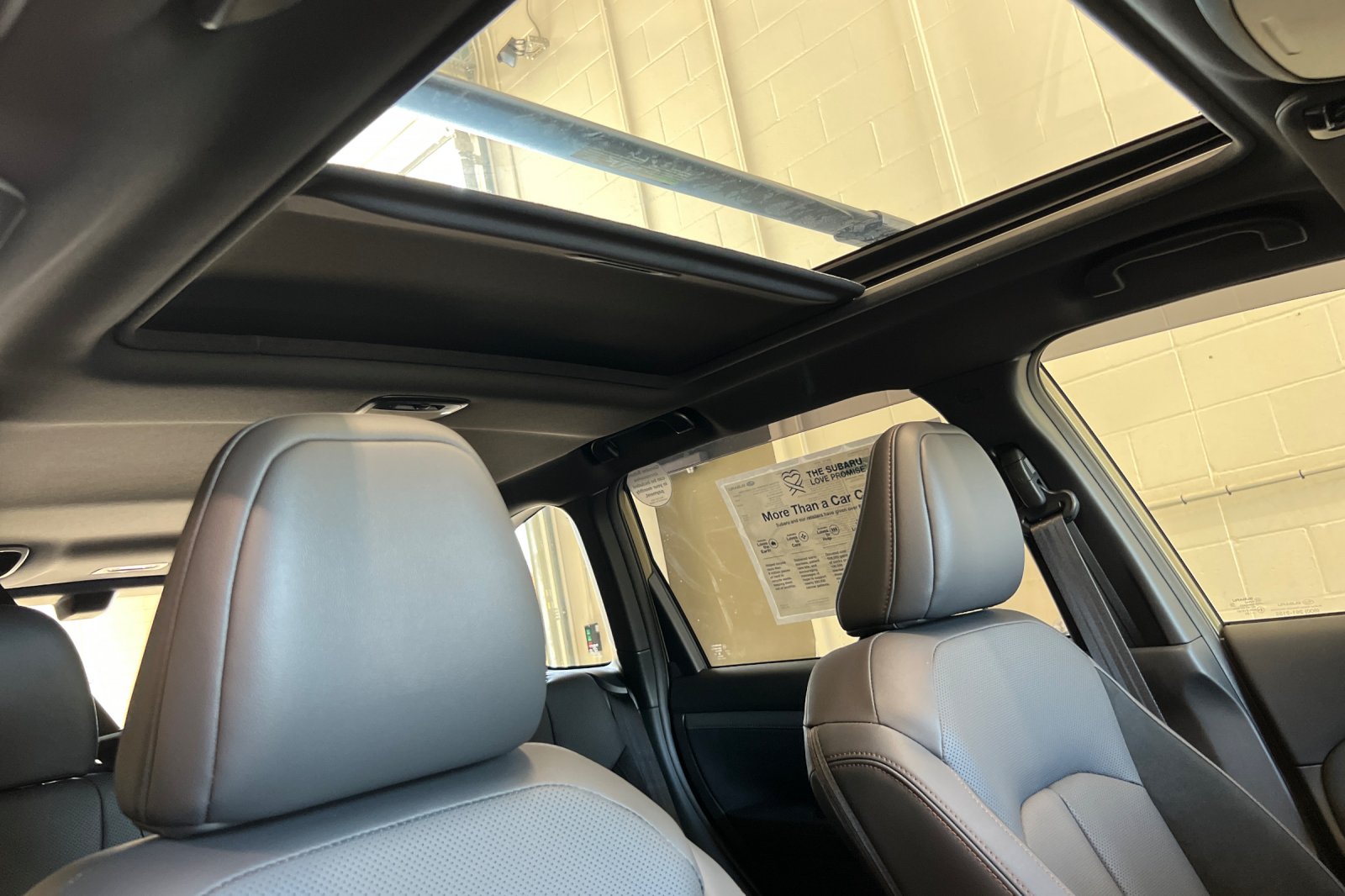 2025 Subaru Forester Touring photo 17