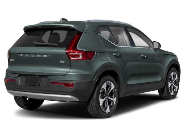 2026 Volvo XC40 AWD Plus photo 2