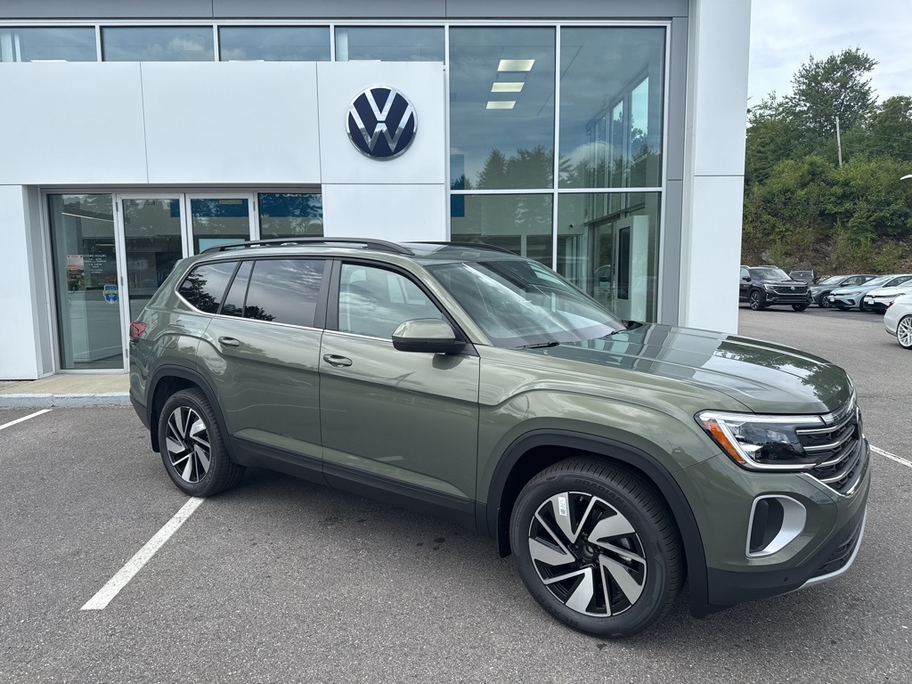 2026 Volkswagen Atlas SE Technology photo 14