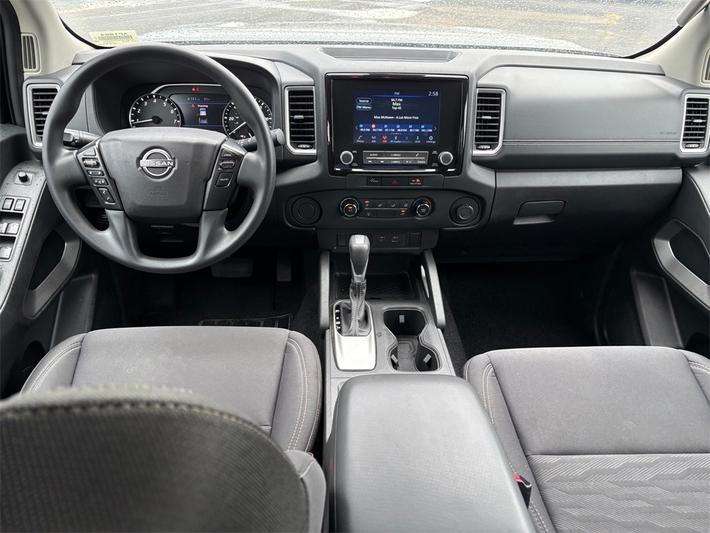 2023 Nissan Frontier SV photo 19