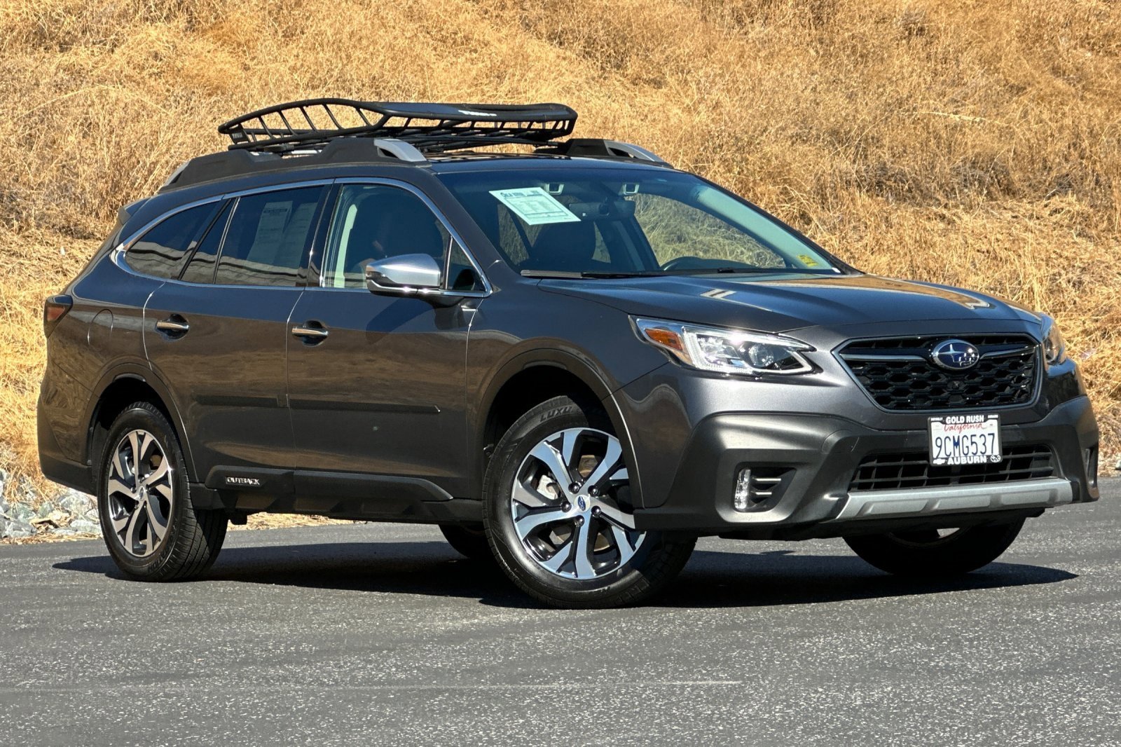 2022 Subaru Outback Touring XT photo 2