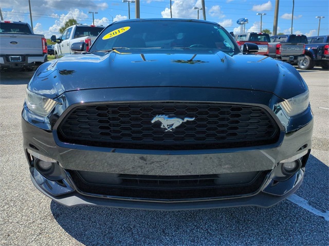 2015 Ford Mustang V6 photo 8