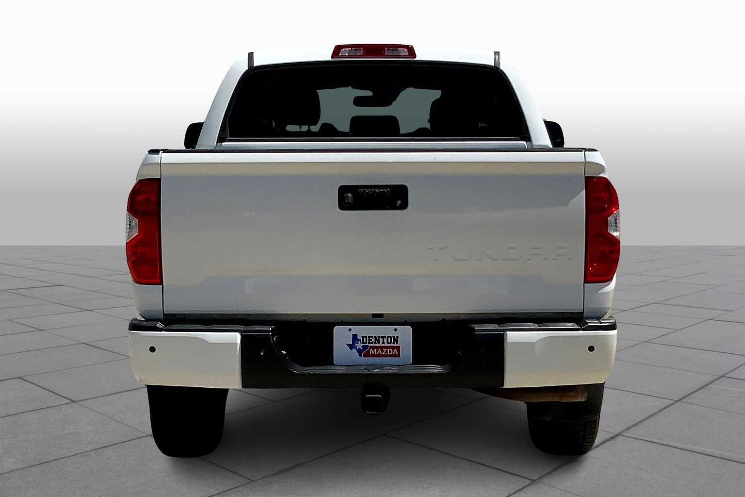 2018 Toyota Tundra SR5 photo 4