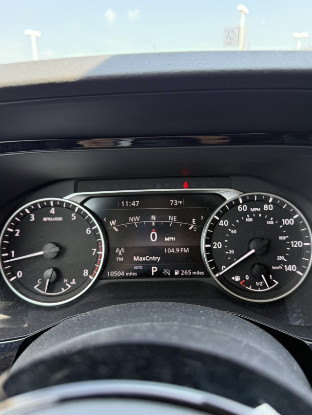 2024 Nissan Pathfinder SL photo 14