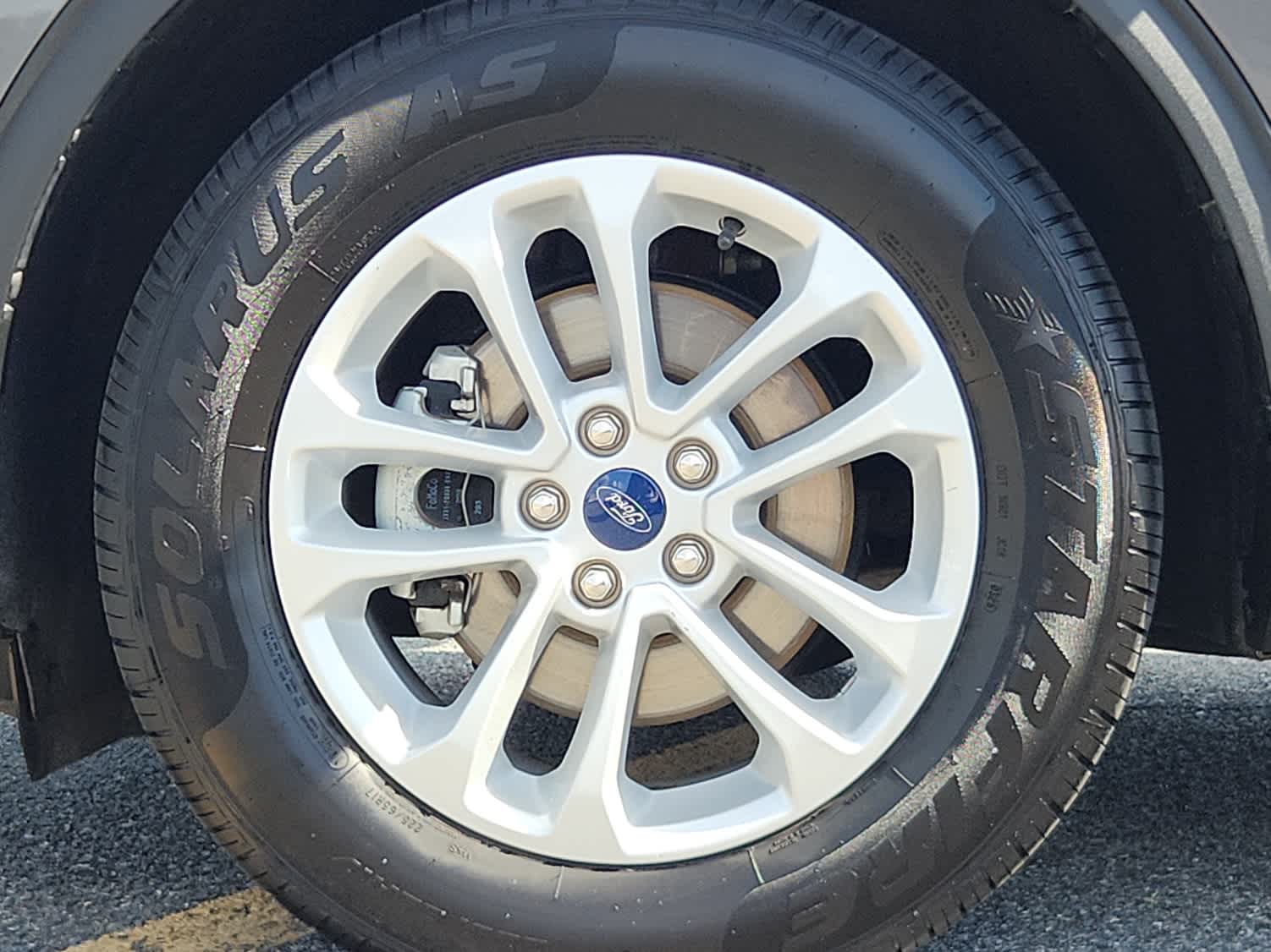 2022 Ford Escape SE photo 5