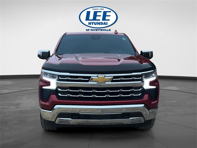2023 Chevrolet Silverado 1500 LTZ photo 2