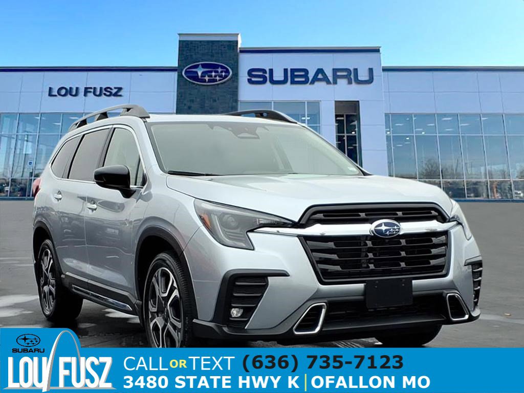 2024 Subaru Ascent Touring's photo