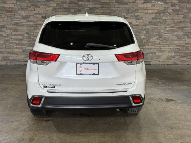 2019 Toyota Highlander Limited photo 4