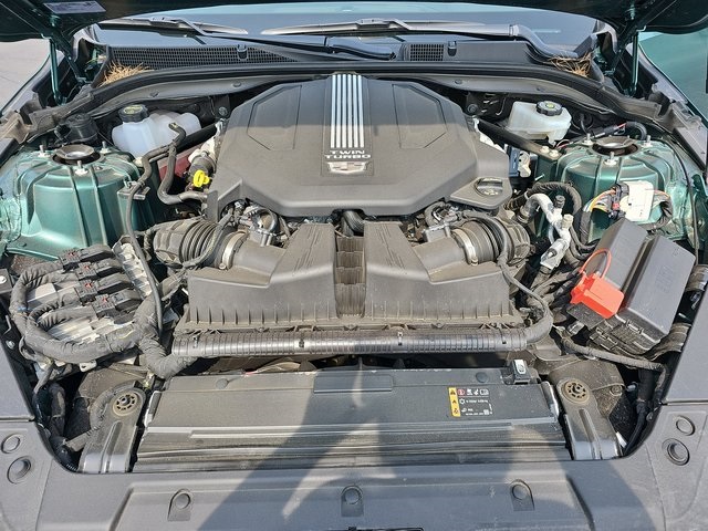 2025 Cadillac CT5 V photo 28