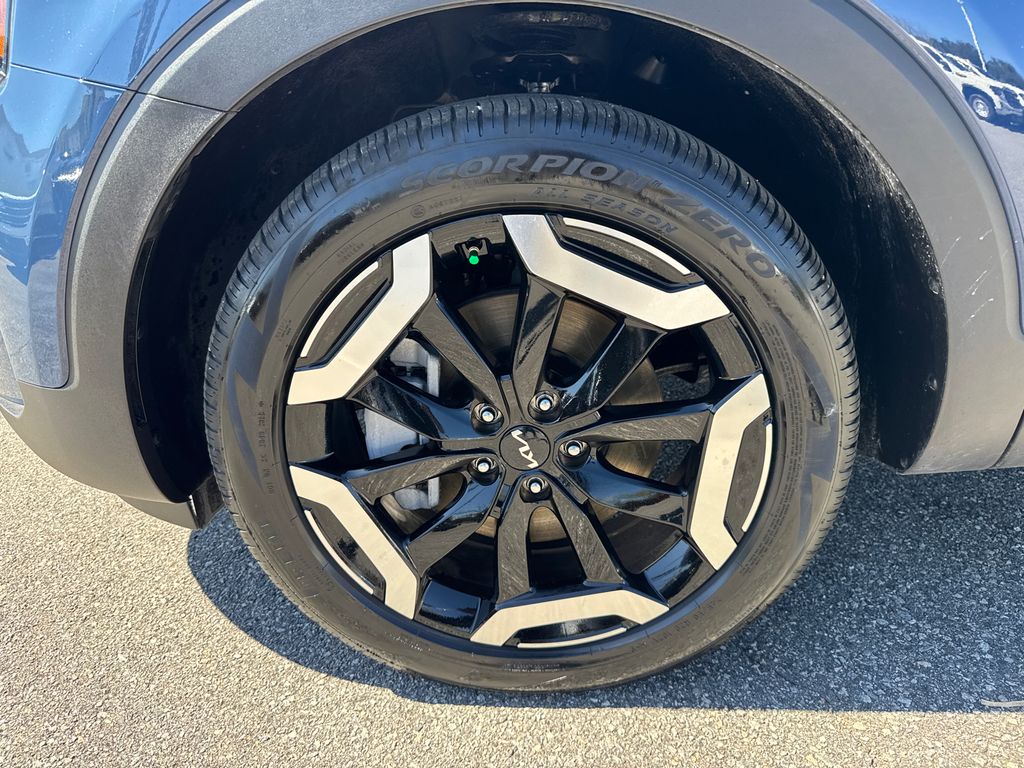 2025 Kia Telluride S photo 9