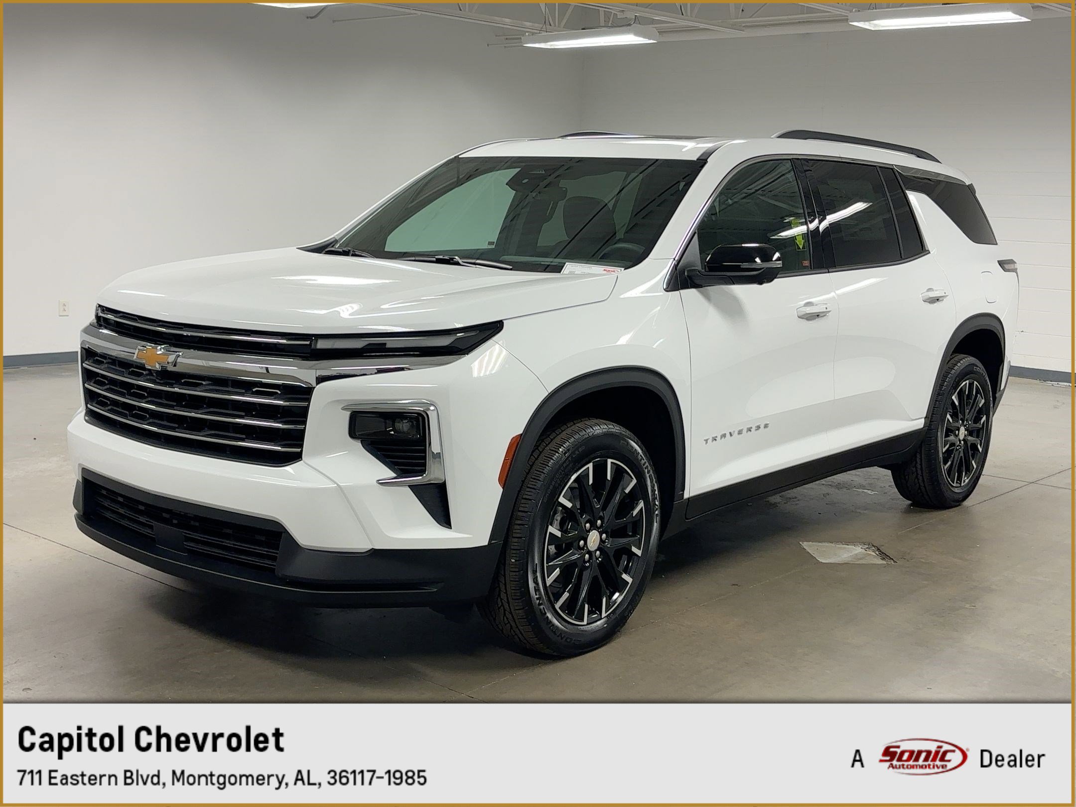 2026 Chevrolet Traverse LT's photo