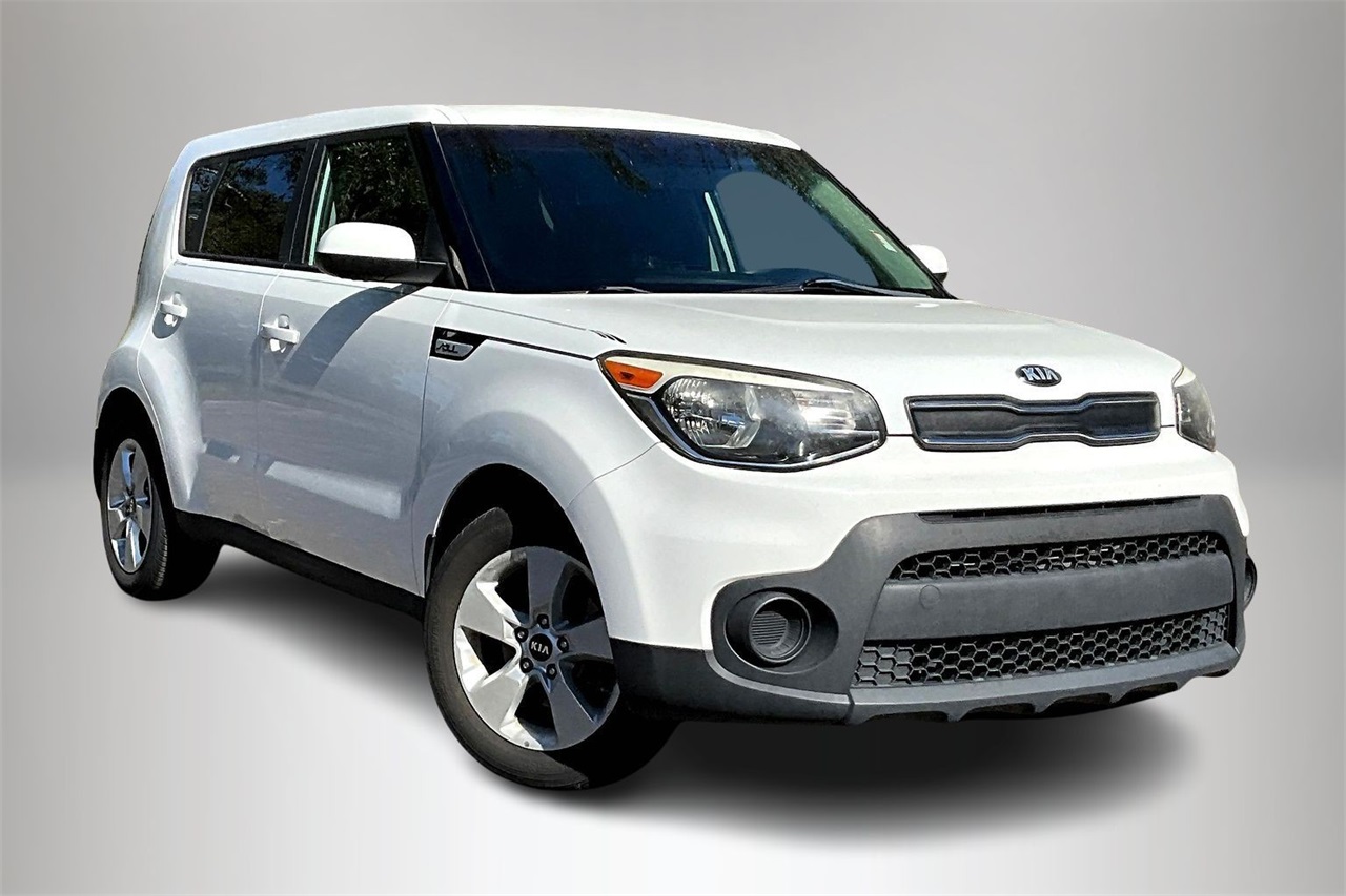 Used 2018 Kia Soul Base with VIN KNDJN2A22J7504883 for sale in Fort Walton Beach, FL