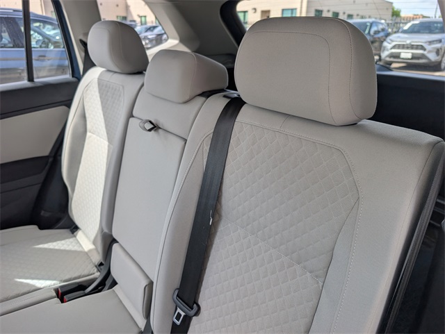 2020 Volkswagen Tiguan S photo 13
