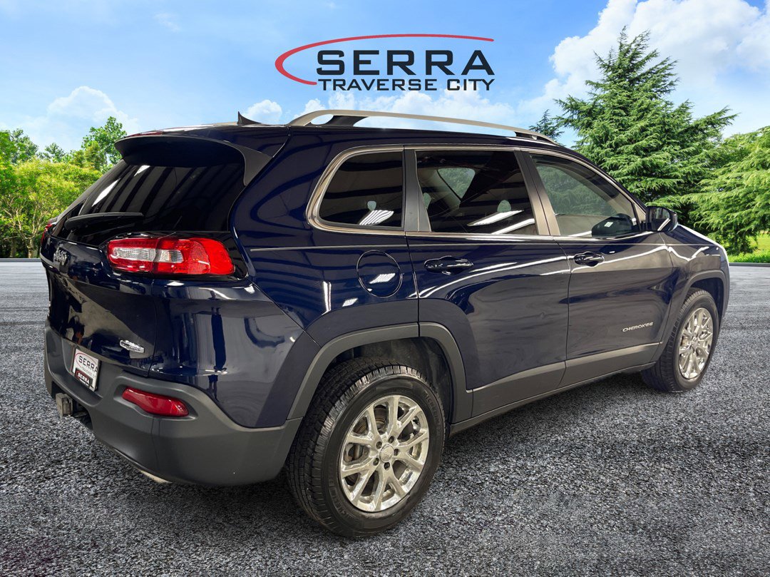 2016 Jeep Cherokee Latitude photo 5
