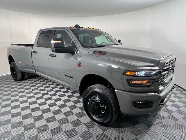 2026 RAM Ram 3500 Pickup Big Horn's photo