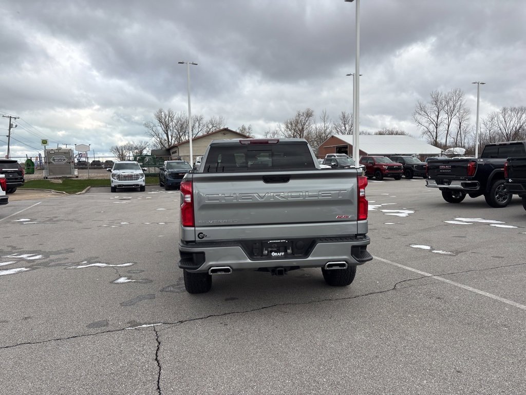 2026 Chevrolet Silverado 1500 RST photo 4