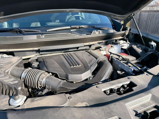 2025 GMC ACADIA - Image 29