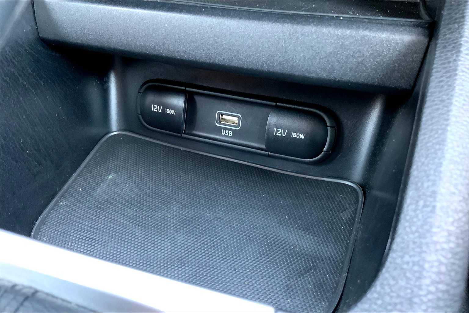 2023 Kia Forte LXS photo 25