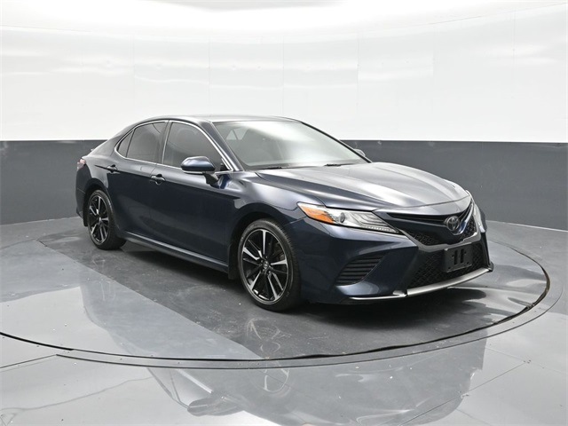 2019 Toyota Camry XSE photo 15
