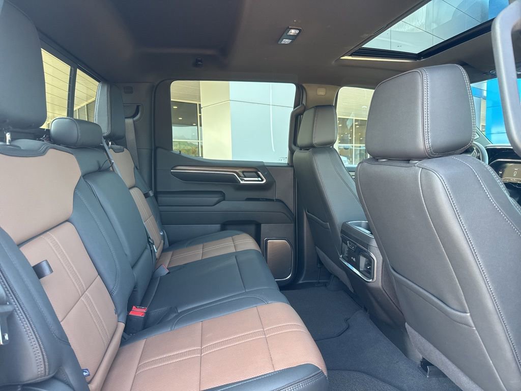 2024 Chevrolet Silverado 1500 High Country photo 24
