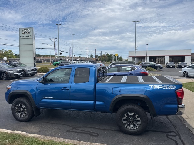 2018 Toyota Tacoma TRD Off-Road photo 5