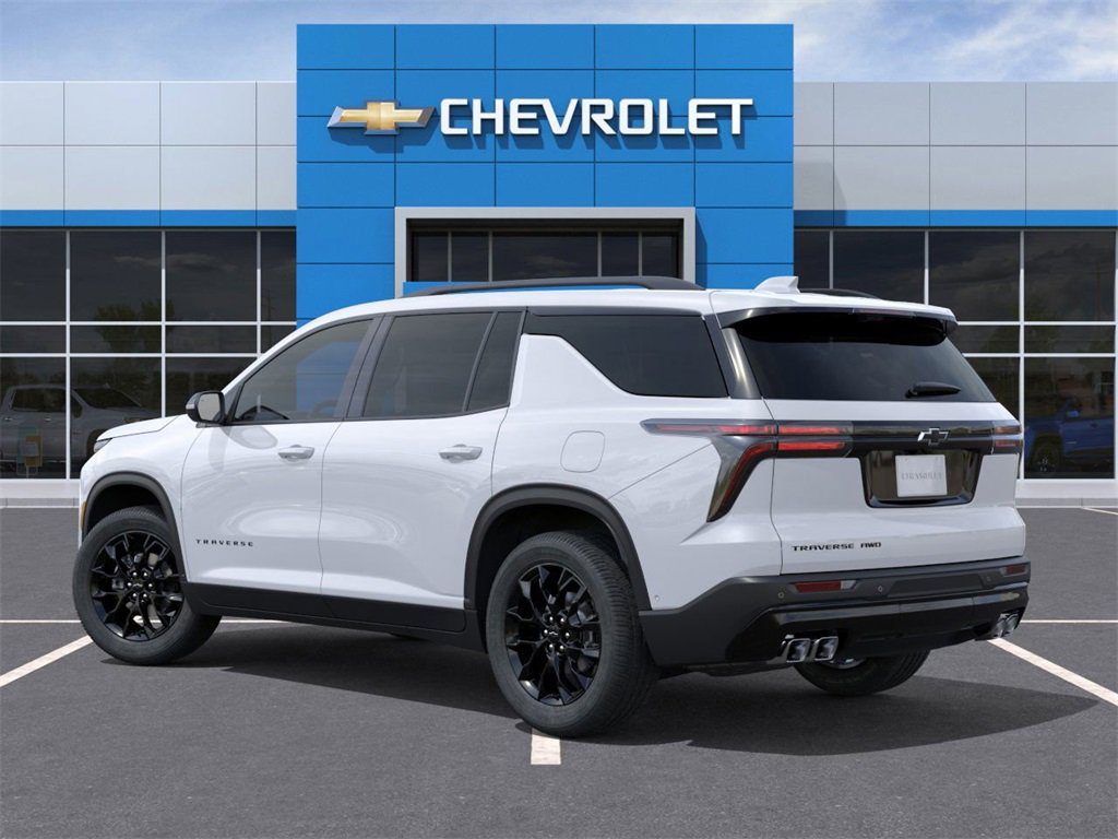 2026 Chevrolet Traverse photo 2
