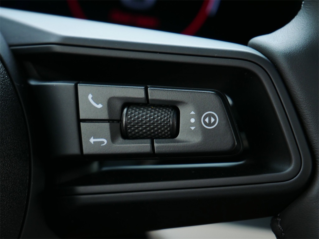 2025 Porsche Macan Electric 4 photo 22
