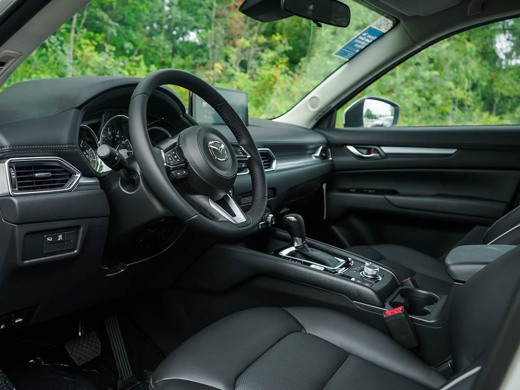 2025 Mazda CX-5 2.5 Select photo 16