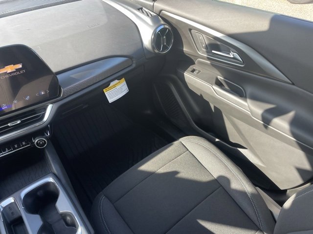 2026 Chevrolet Equinox EV 1LT photo 14