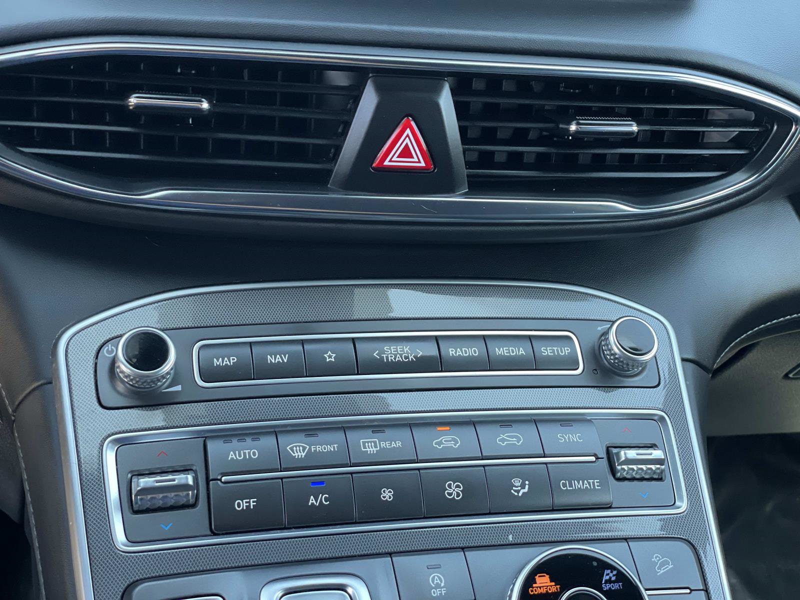 2023 Hyundai Santa Fe Calligraphy photo 12