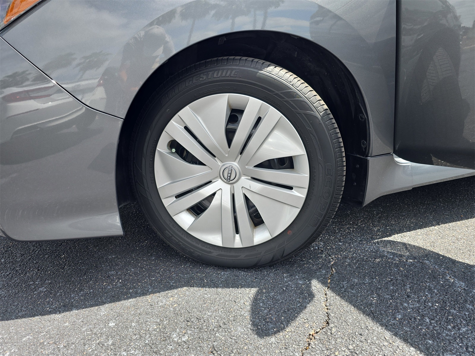 2023 Nissan Leaf S photo 27