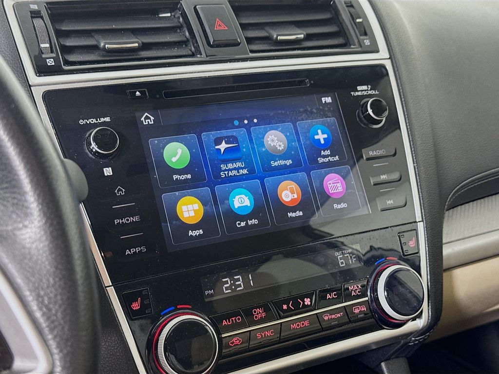 2019 Subaru Outback Premium photo 4