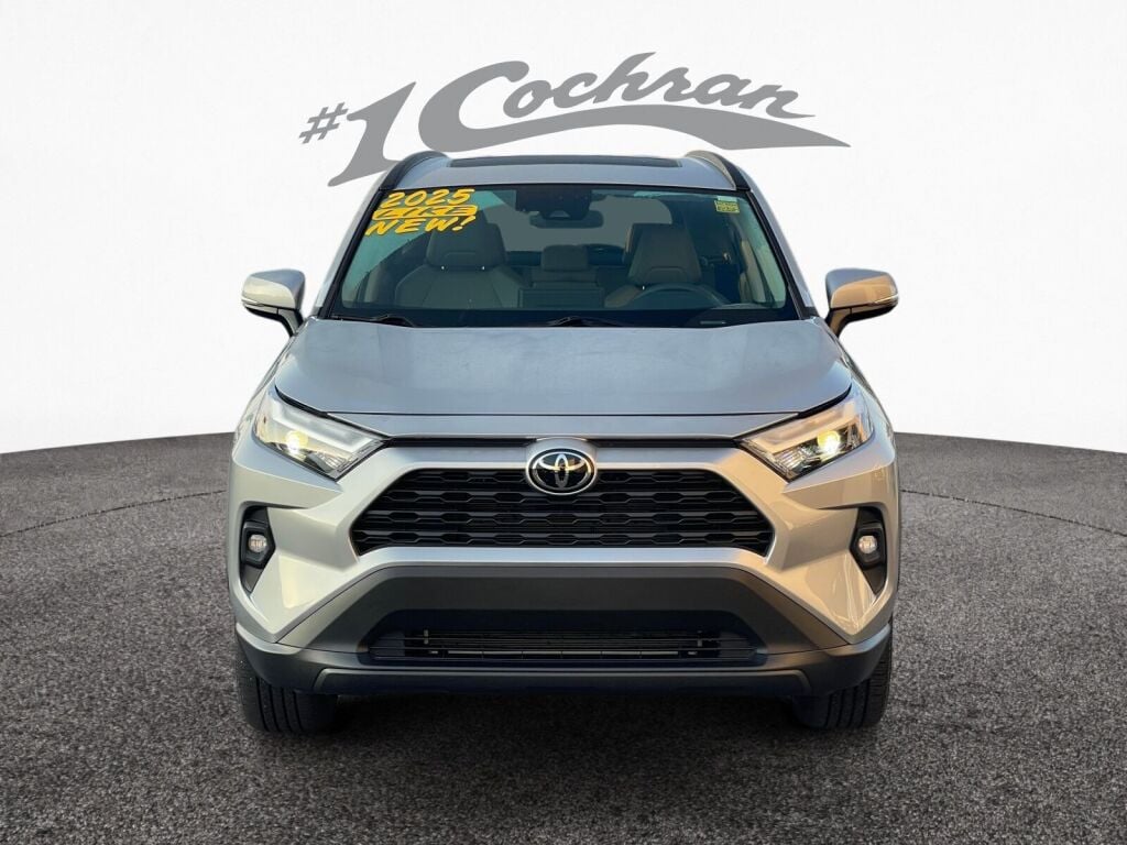 2025 Toyota RAV4 XLE Premium photo 2