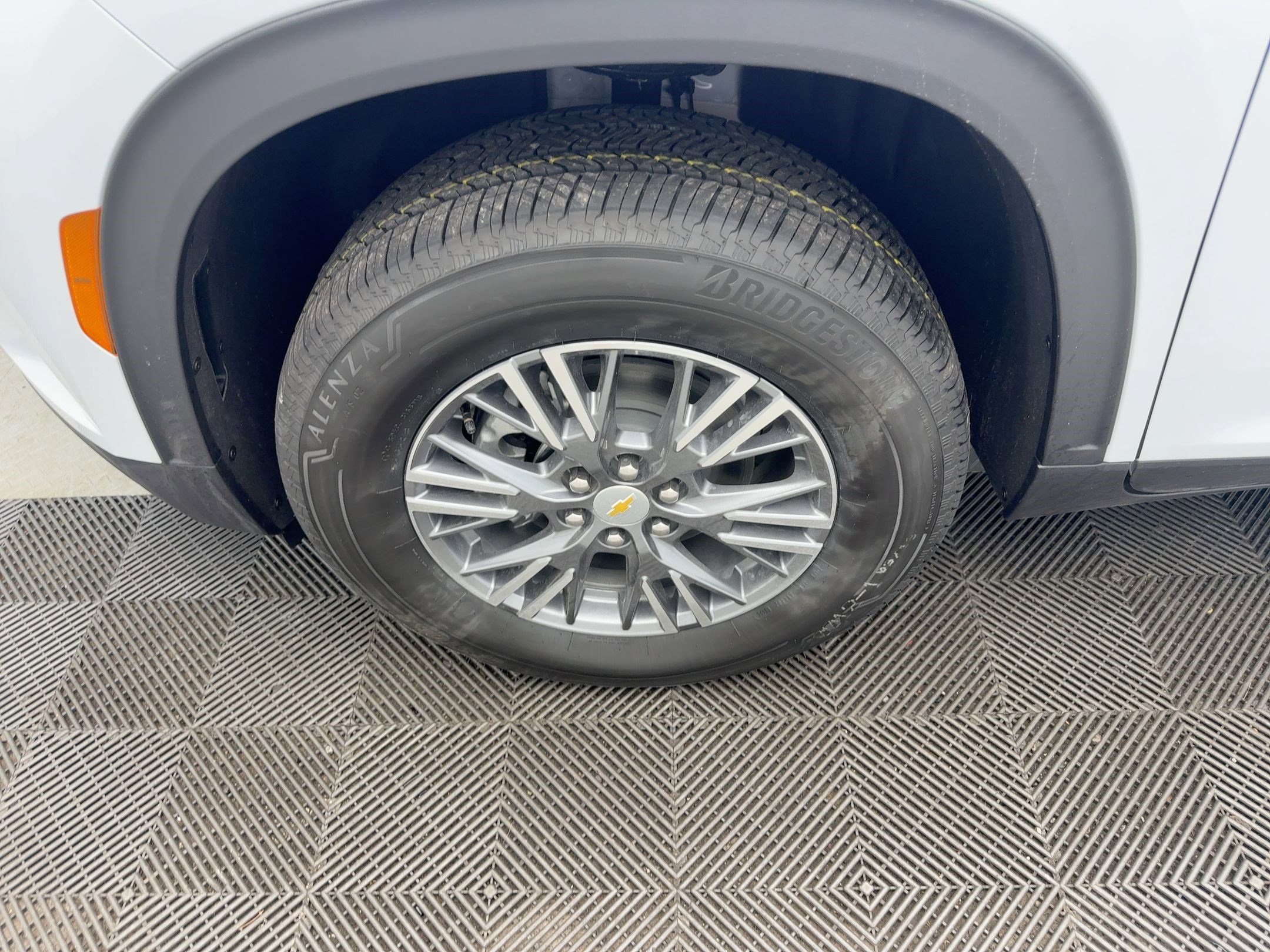 2026 Chevrolet Traverse photo 11